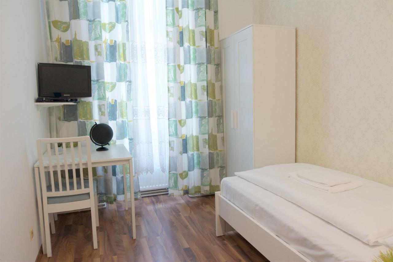 Hotel Pension Arpi Viyana Dış mekan fotoğraf