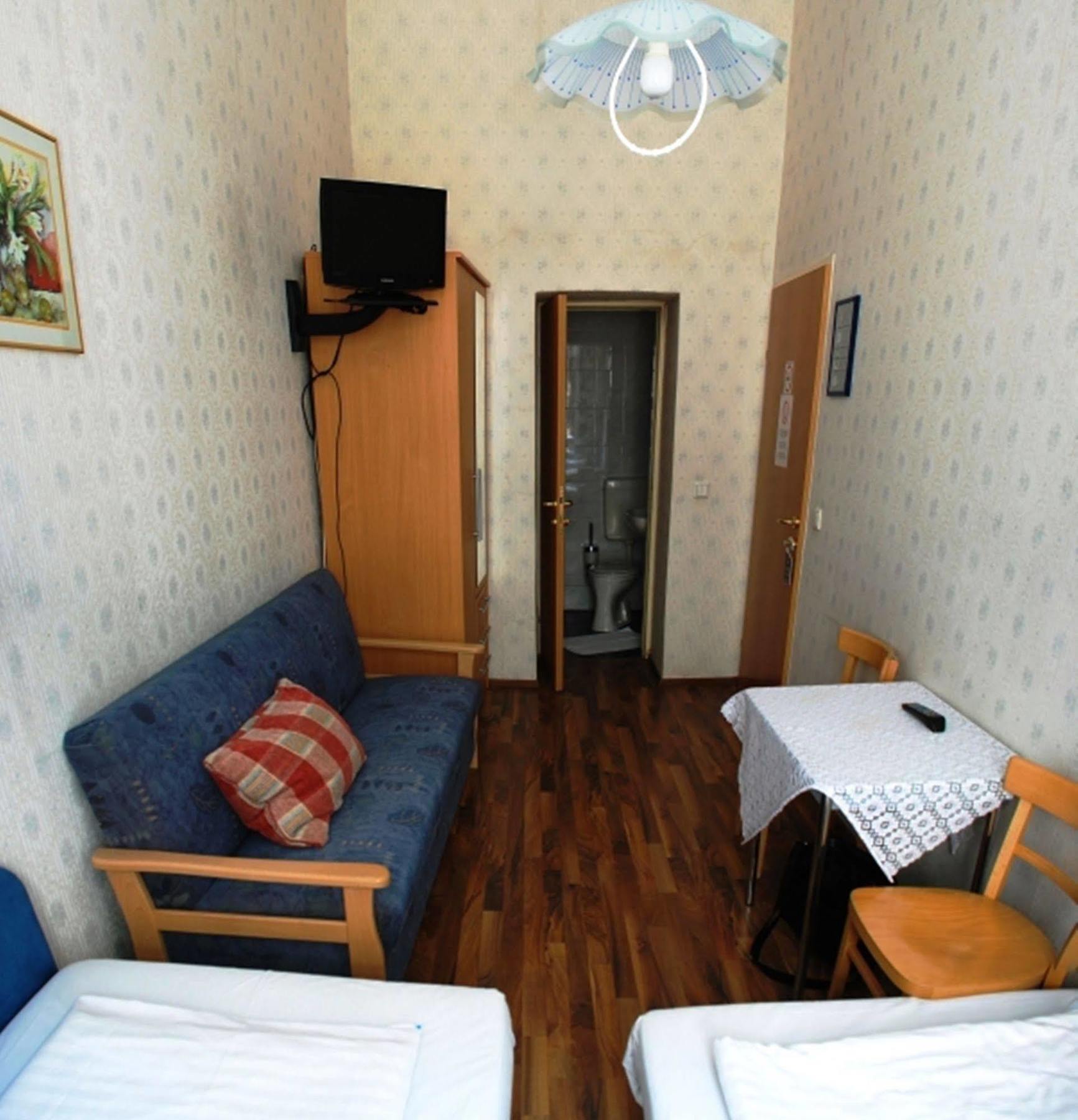 Hotel Pension Arpi Viyana Dış mekan fotoğraf